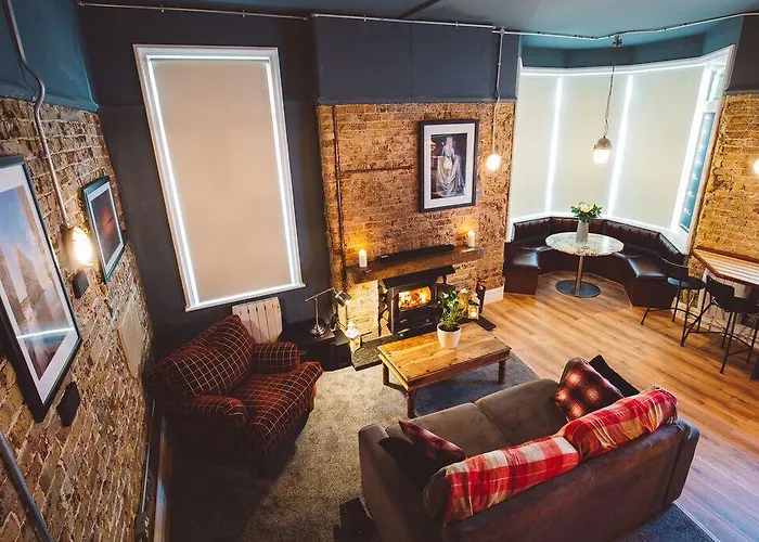 Brooklyn Lodge